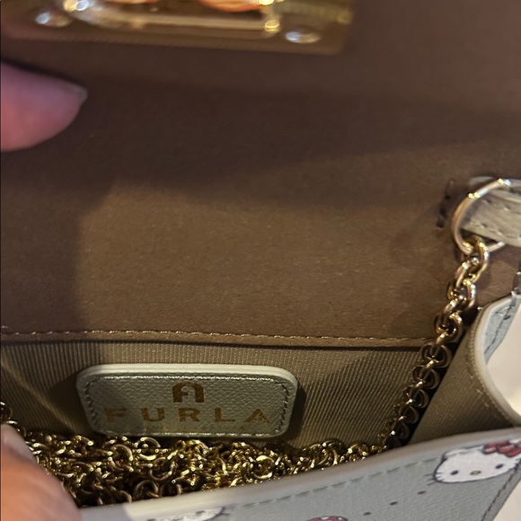 Hello Kitty x Furla Pink and Gray mini crossbody - Picture 6 of 10